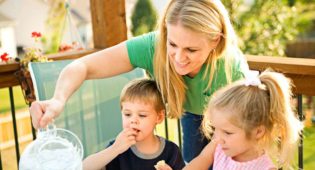 Boşanan Kadının Çocuğunun Annesinin Soyadını Alması